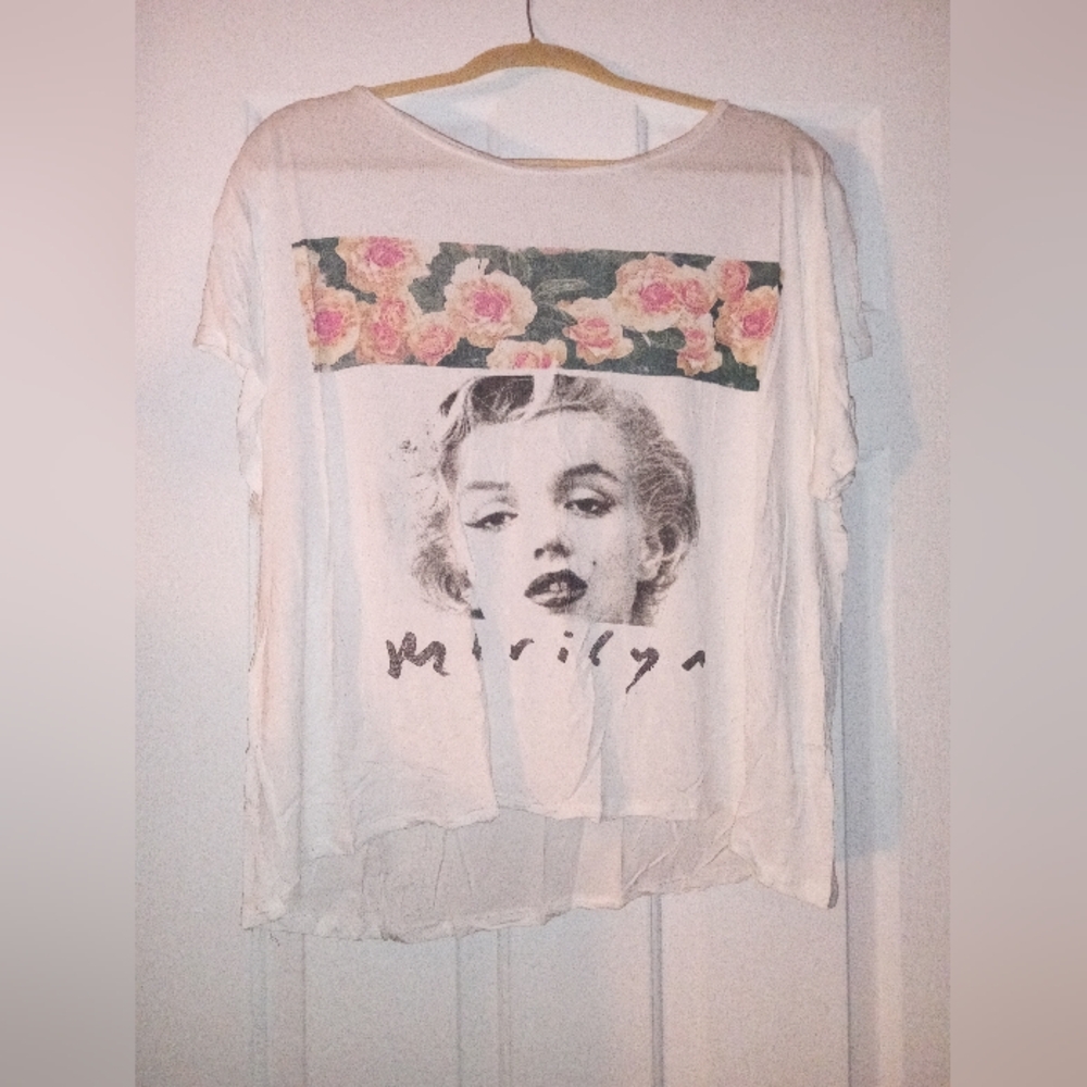 Women's White Graphic Top